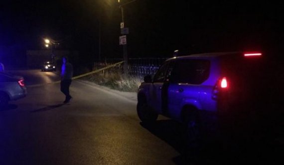 21-vjeçari theret me thikë në Prishtinë, flasin nga Policia