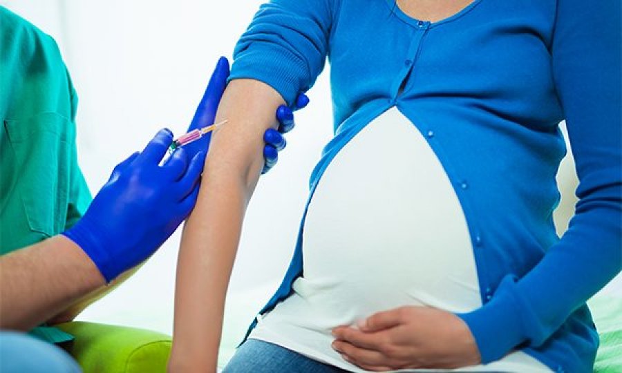 A mund ta marrin gratë shtatzëna vaksinën kundër COVID-19?
