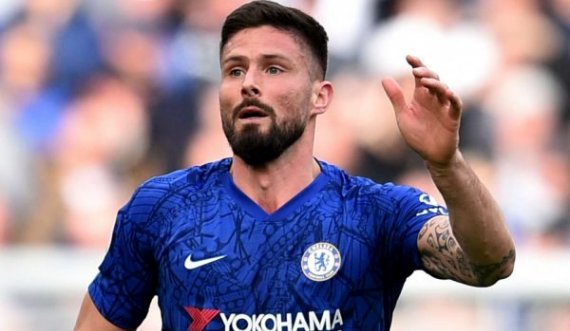 Andrea Pirlo e aprovon transferimin e Giroud në Juventus