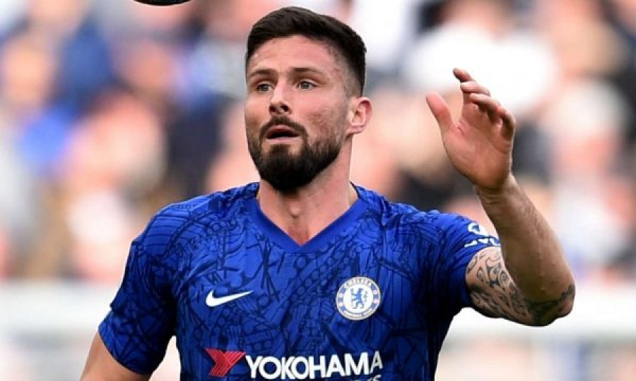 Andrea Pirlo e aprovon transferimin e Giroud në Juventus