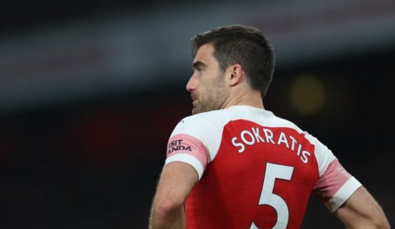 Genoa insiston për Sokratis