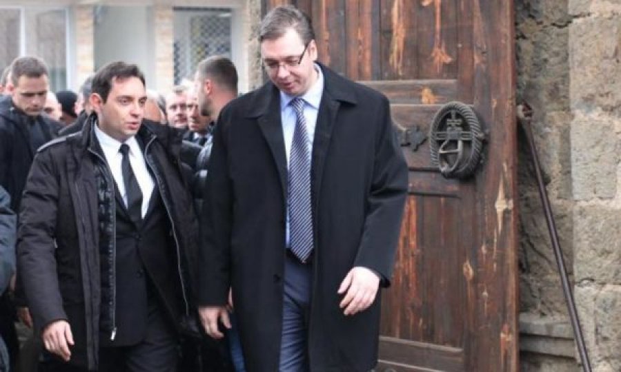 Vulin thotë se po zhvillohen hetime serioze në lidhje me përgjimin e Vuçiqit