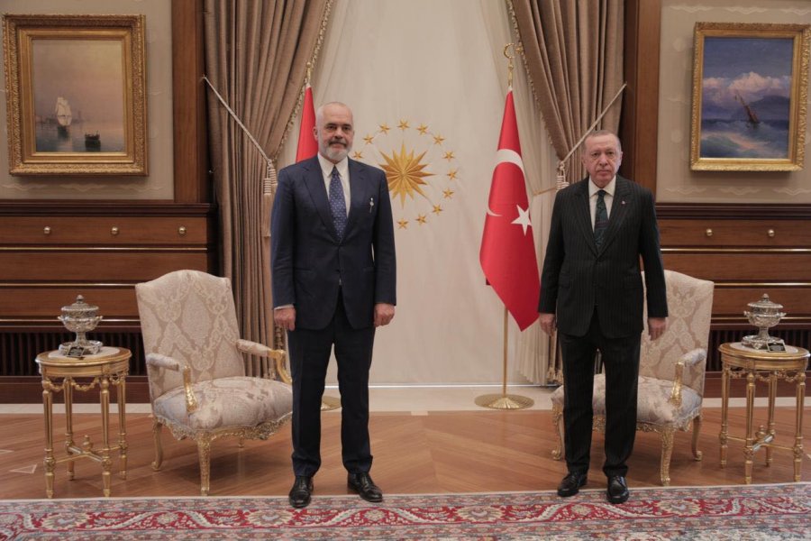 Firmosen marrëveshje, Erdogan pret Ramën: Shqiptarët janë vëllezërit tanë