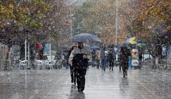 Mot i vranët në dy ditët e ardhshme, parashikohen edhe reshje shiu