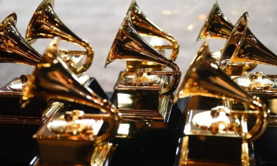 Koronavirusi shtyn çmimet Grammy, ceremonia në mars