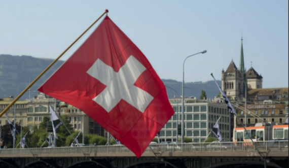 Çka thotë ligji në Zvicër: A mund të hyjë policia në shtëpinë tuaj nëse shkelni rregullat e Covid-19