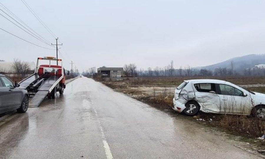 Aksidentohet vetura zyrtare, lëndohen gjashtë persona
