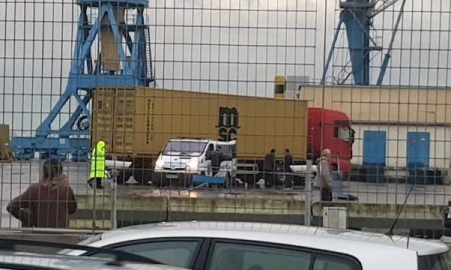 39 vjeçari nga Malisheva dyshohet se aksidentoi për vdekje punonjësen e sigurisë në portin e Durrësit