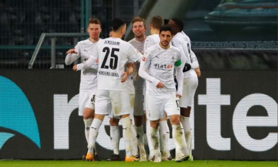 Bajerni mposhtet me përmbysje nga Borussia Monchengladbach