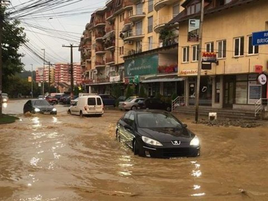 Paralajmërimi i frikshëm i Institutit Hidrometeorologjik: Më 10 janar pritet gjendje kritike nga vërshimet