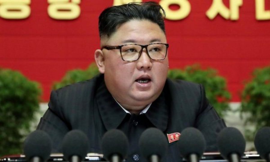 Kim Jong: Do të ndërtojmë më shumë armë nukleare, do ta gjunjëzojmë SHBA’në
