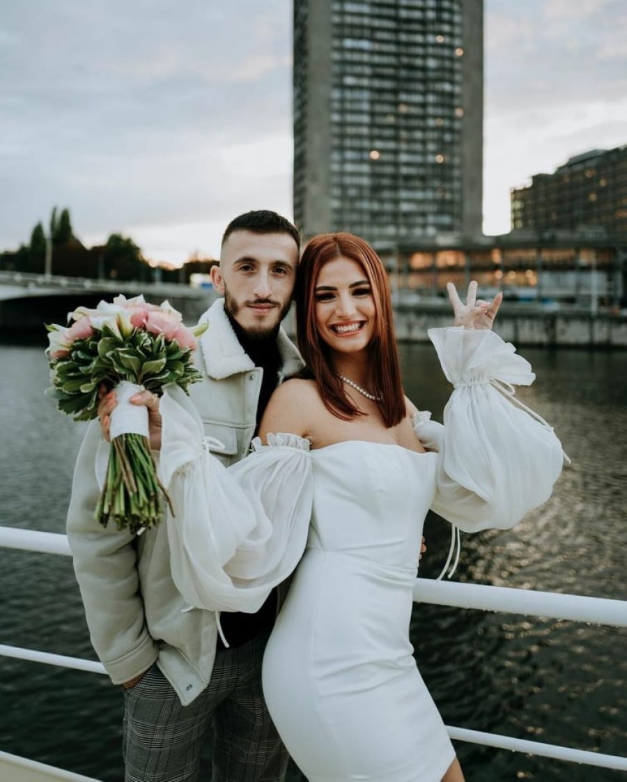 Pasi hoqën njëri-tjetrin nga Instagrami, partnerja e reperit shqiptar fshin edhe fotot e dasmës