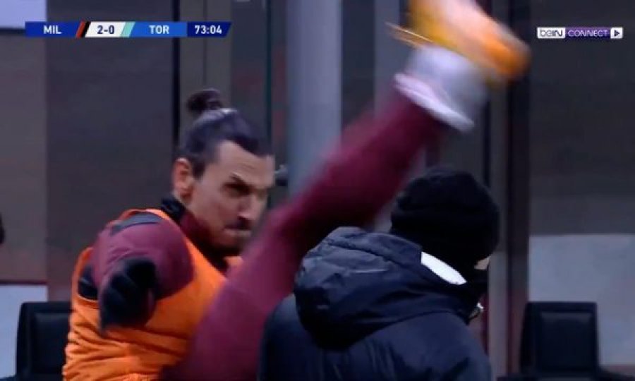 Ibrahimovic gjatë ngrohjes para ndeshjes