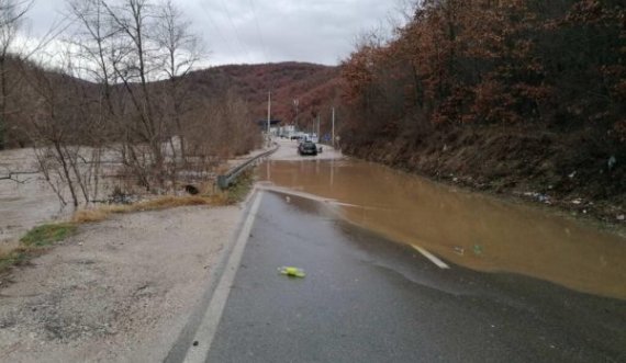 Bllokohet kufiri, ky është njoftimi i fundit