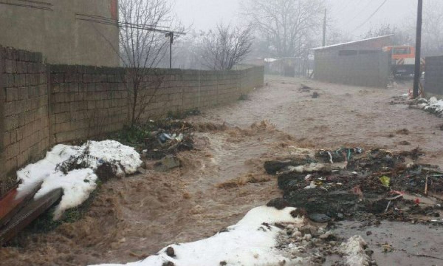 Situata e rënduar nga vërshimet, Drenasi merr vendim për formimin e Qendrës Emergjente