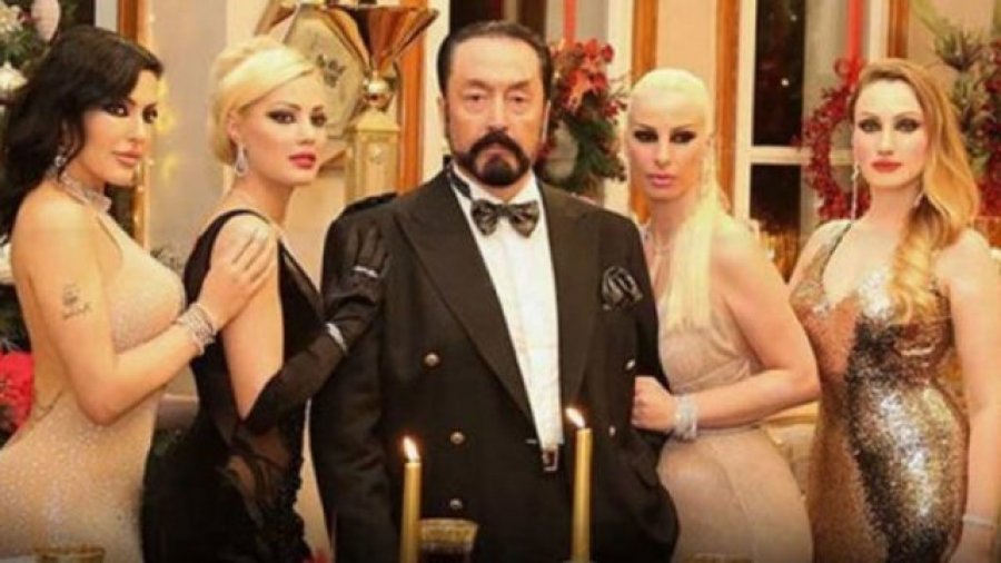 Burg për imamin e kultit të s*ksit