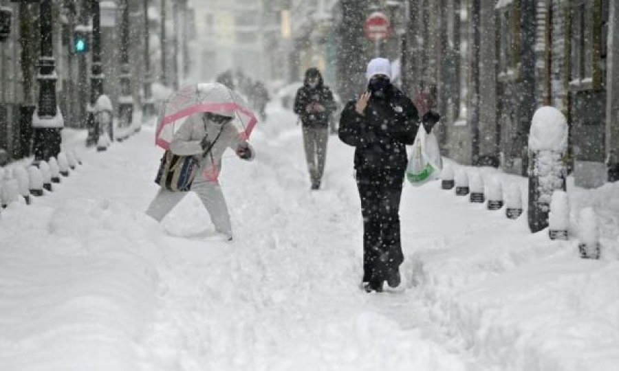 Spanja me motin më të ftohtë në 20 vitet e fundit, 7 të vdekur