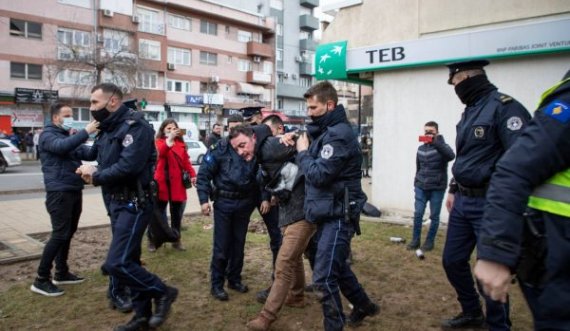 Akuzat se Natyra Kuçi dhe të tjerët u rrahën në stacion policor, IPK nis hetimet