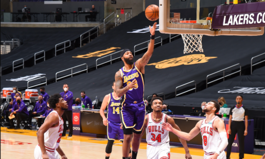 NBA: Lakers triumfon sërish ndaj Rockets
