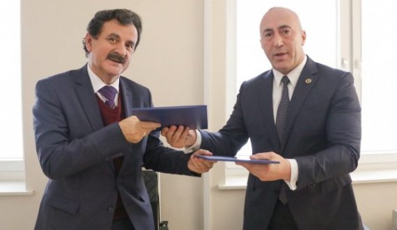 Haradinaj bashkë në zgjedhje me PSDHK-në e Zef Morinës