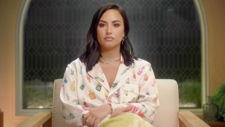 Demi Lovato do publikoj dokumentarin me të cilin zbulon disa nga vështirësitë që ka kaluar