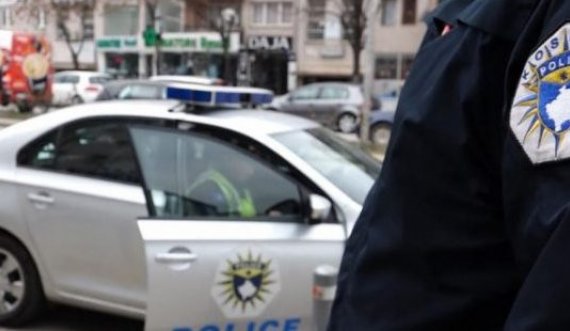 Kushdo që e sheh këtë person lajmëroni menjëherë policinë