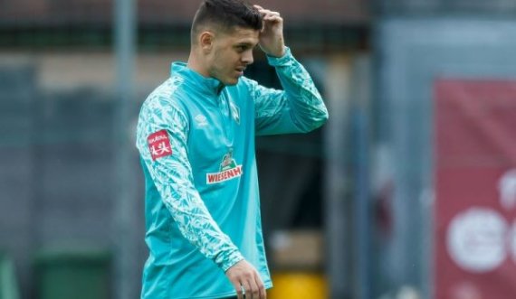 Werder Bremen-Augsburg, Milot Rashica në stol