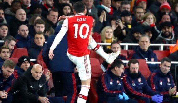 Arsenal dhe Ozil arrijnë marrëveshje për shkëputjen e kontratës