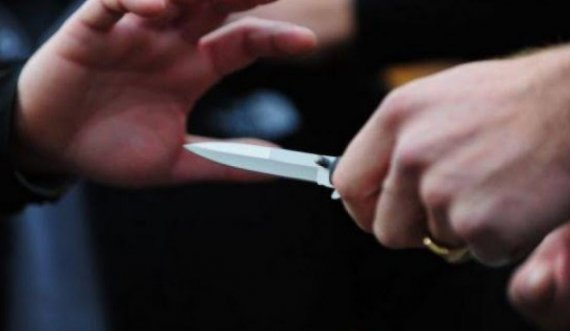 Nis ceremonia e varrimit të 15-vjeçarit që u therr me thikë në Prizren