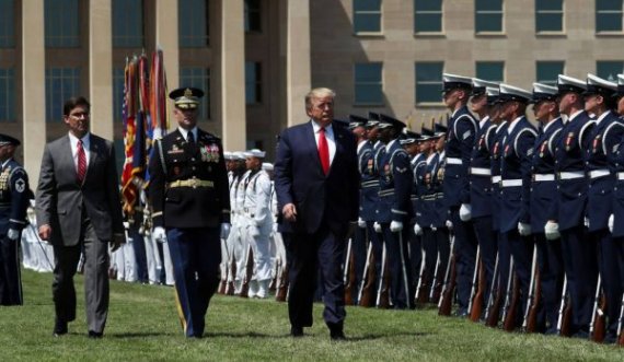 Donald Trump lyp paradë ushtarake në ditën e fundit si president, Pentagoni i thotë “jo”