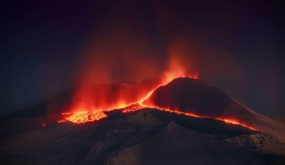 Shpërthen vullkani më aktiv në Europë