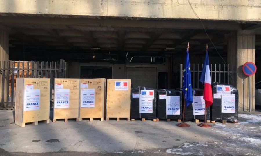 Franca dhuron pajisje mjekësore për Kosovën