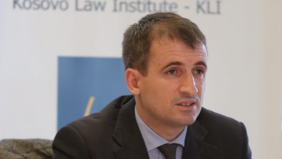 Vendimi për rastin e “Veteranëve”, Miftaraj thotë se Kosova ka nevojë për Vetting