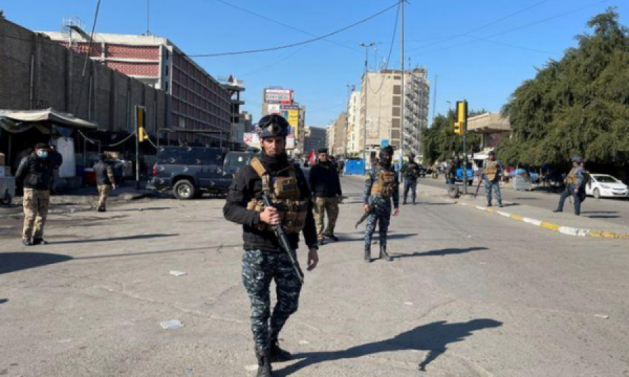 Së paku 13 të vrarë nga shpërthimi i dyfishtë në Bagdad