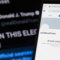Twitter-i s’e ndal dorën, ia bllokon llogarinë kuvendit të një shteti
