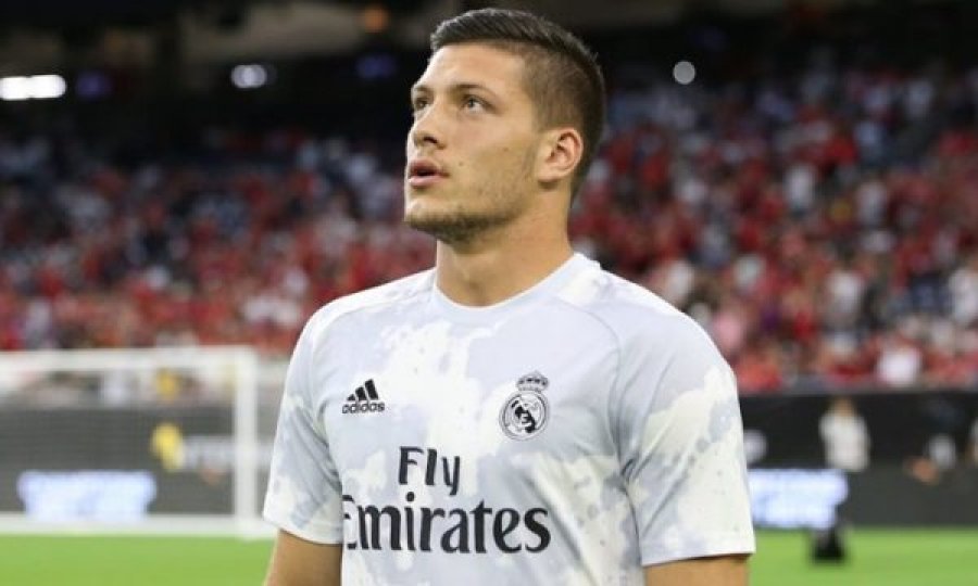 Jovic refuzoi Milanin për shkak të Ibrahimovicit