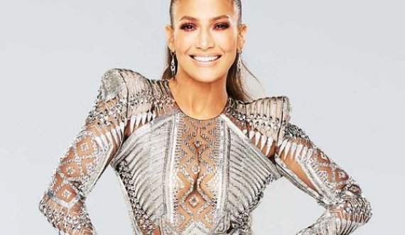 Jennifer Lopez përmallohet për skenën