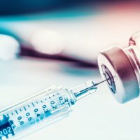 A mund të përzihen dozat e vaksinave për COVID-19?