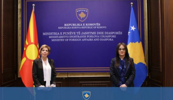 Ministrja Haradinaj-Stublla priti në takim Ambasadoren e re të Maqedonisë së Veriut