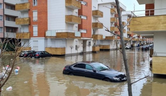 Gjendja nga vërshimet mund të përkeqësohet, të gjitha kapacitetet shtetërore vihen në gatishmëri