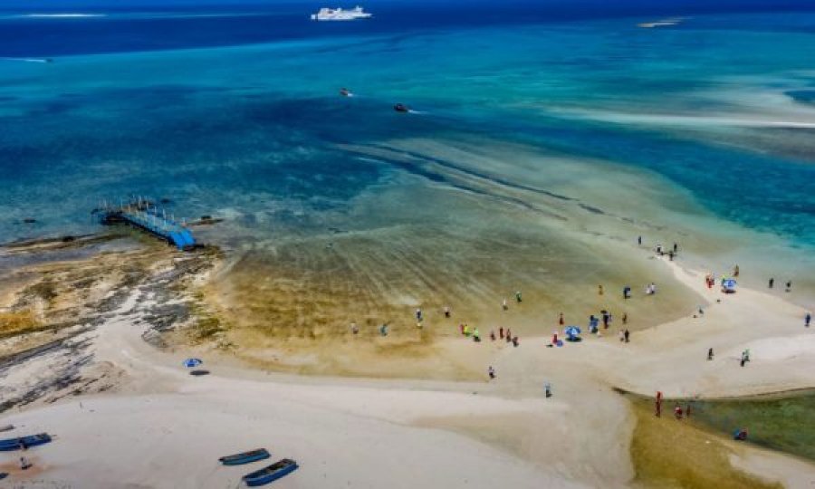 Këtë ishull mund ta vizitojnë vetëm turistët kinezë