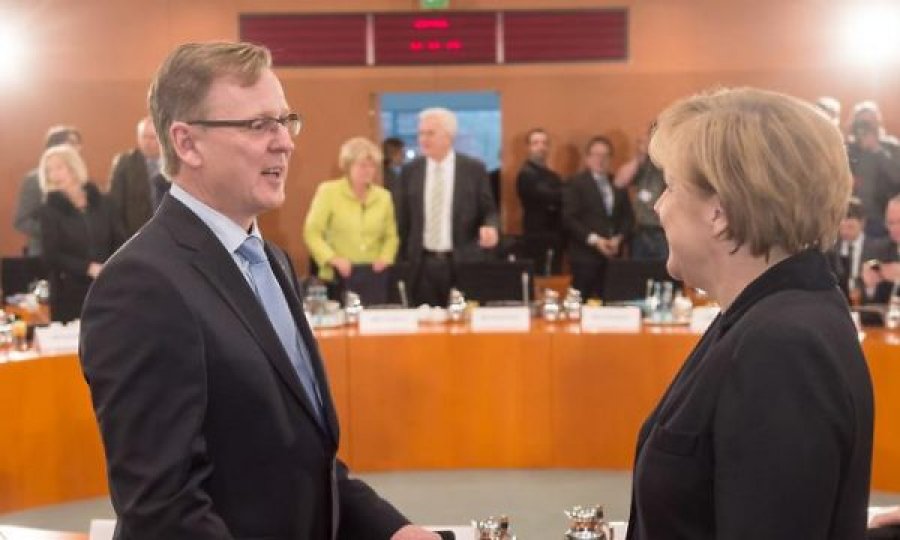 “Më fal, Merkel, ishte një budallallëk”