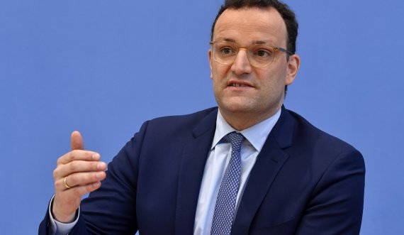 Jens Spahn paralajmëron mungesë të vaksinave për dy muaj e gjysmë në Gjermani