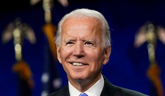 Biden viziton vendin ku u shemb ndërtesa me 55 apartamente në Miami