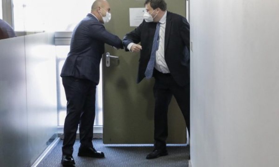 Ramush Haradinaj takon ambasadorin austriak Weidinger, kërkon mbështetje nga aleatët