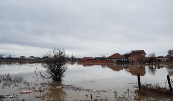Sërish vërshime në Podujevë, bllokohen disa shtëpi në fshatin Dumosh