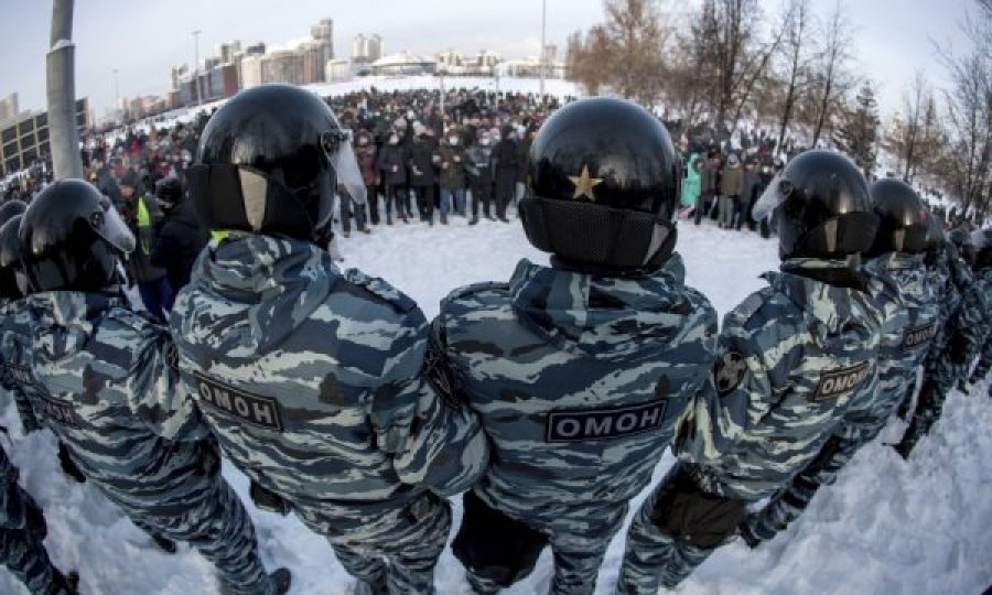 Protestat që po e shkundin pushtetin e Putinit