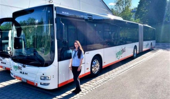  Njihuni me kosovaren që punon si shofere e autobusit në Zvicër 