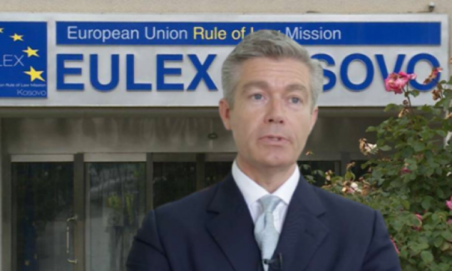  Akuzat ndaj EULEX-it: Raportimi i Simmonsit në kuvend, pa efekt juridik 