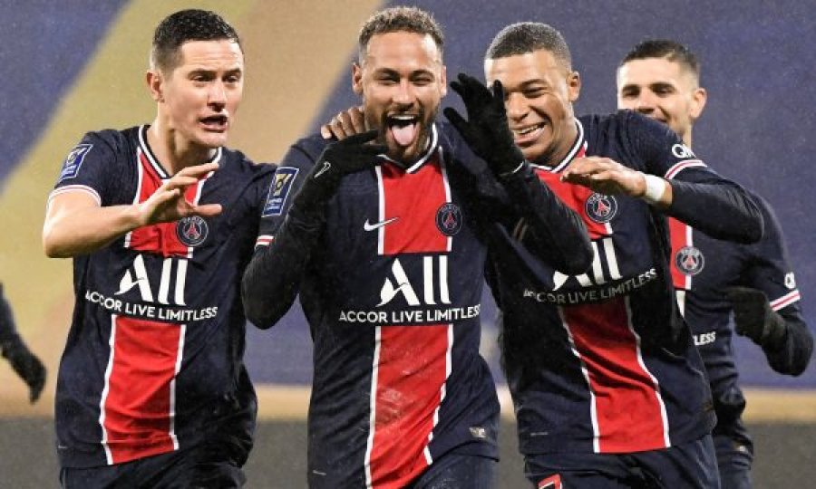 PSG-ja i ka tri opsione për sulmin
